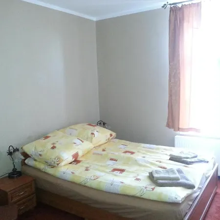 Bed & Breakfast Hotelik Parkowy